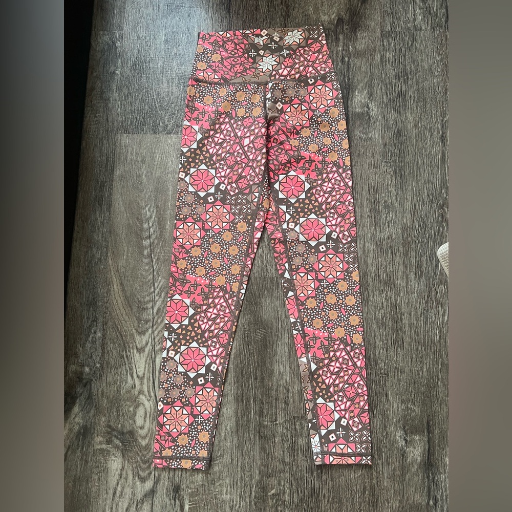 Aerie chill play move floral leggings - Picture 1 of 4